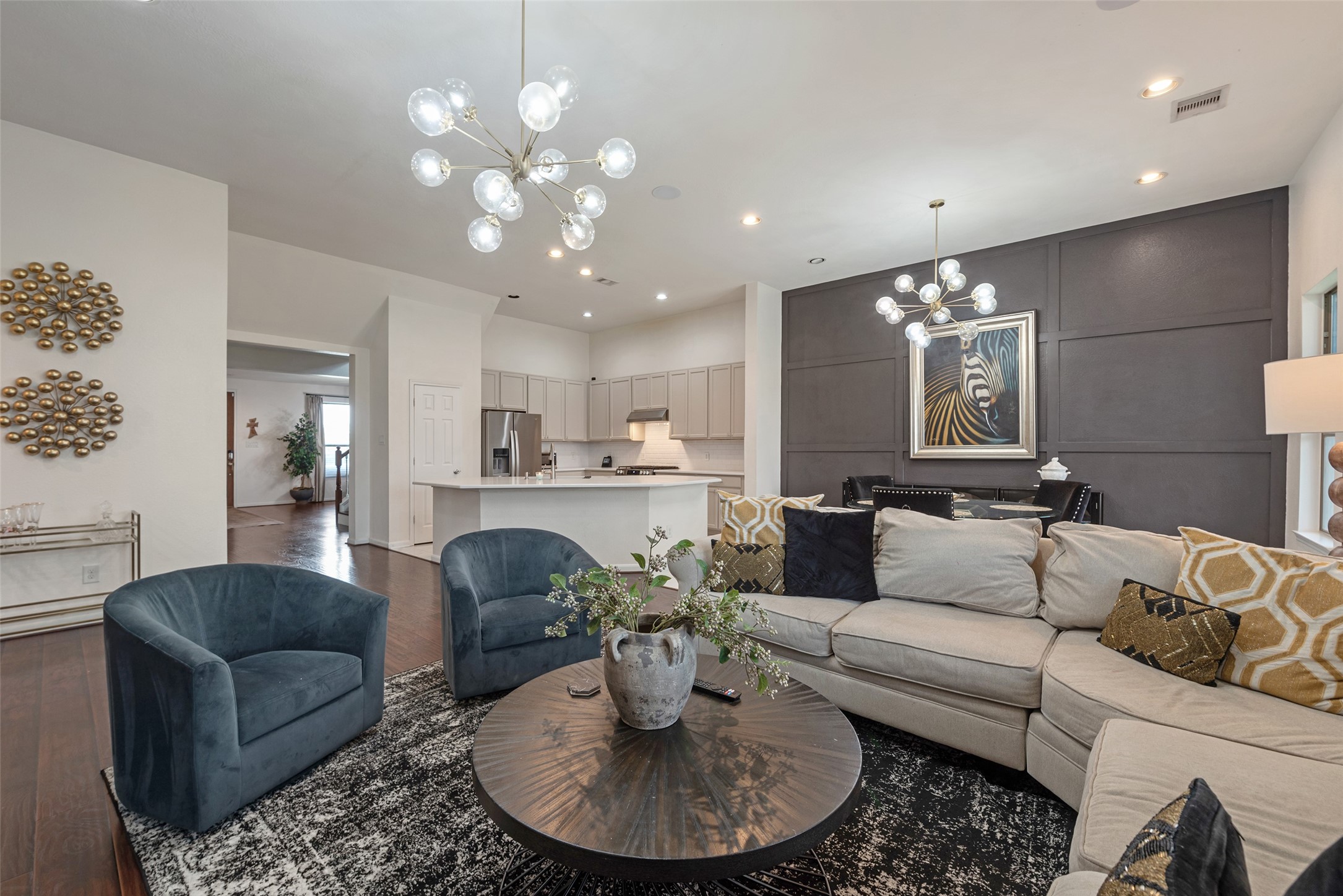 3554 Bennett Trails Drive Spring, TX 77386 - Photo 17 of 44 a living room with furniture and a chandelier