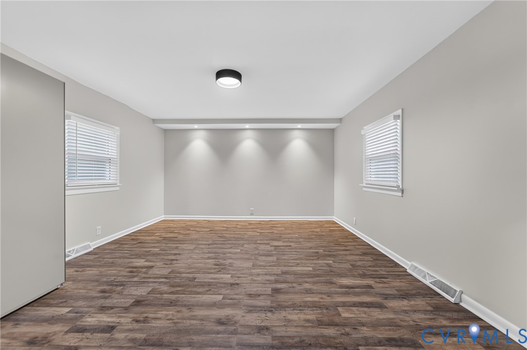 11200 Chalkley Road Chester, VA 23831 - Photo 7 of 37 Gallery Image 7