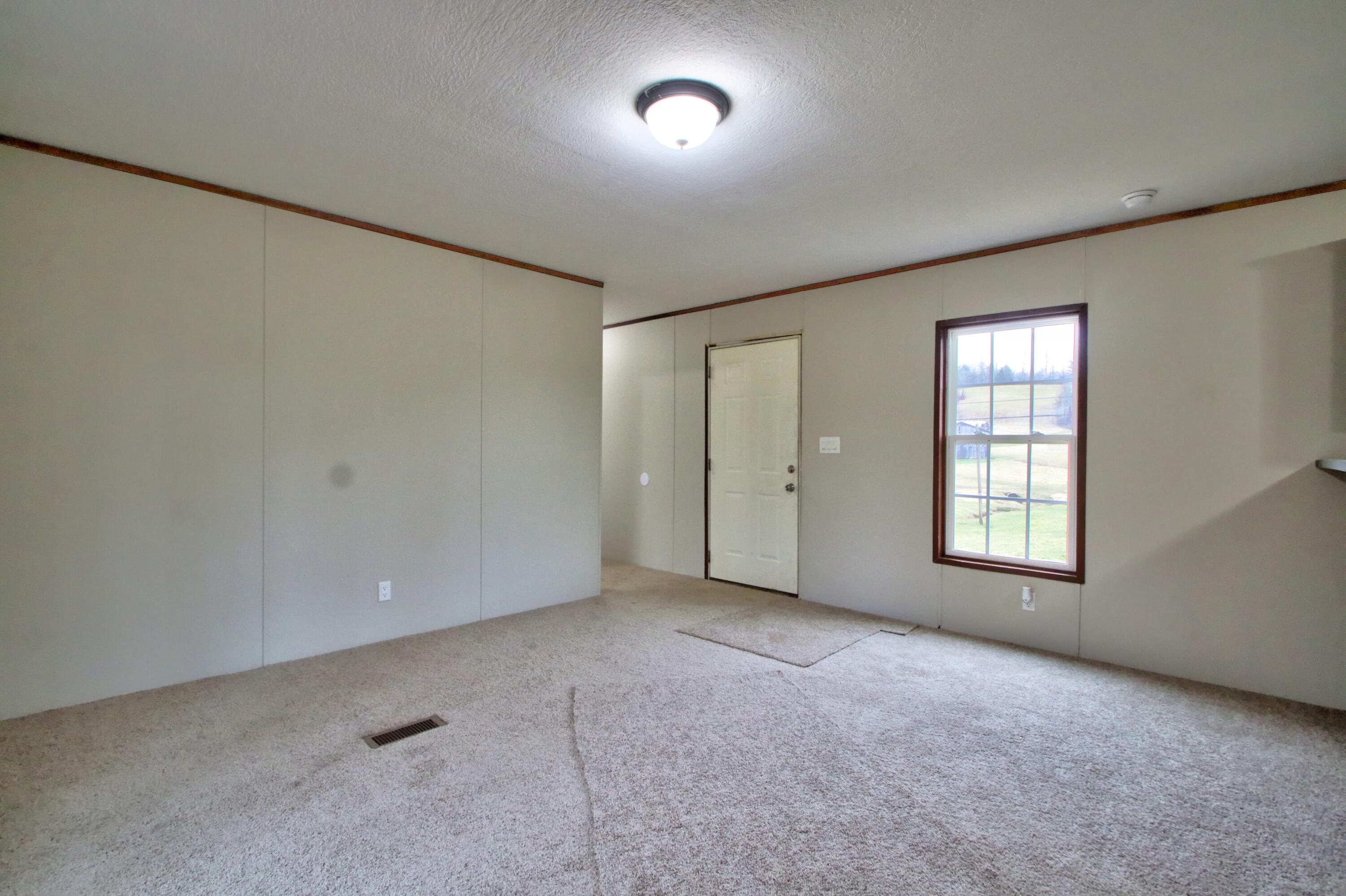 2786 Ky 2027 Road Campton, KY 41301 - Photo 4 of 20 22