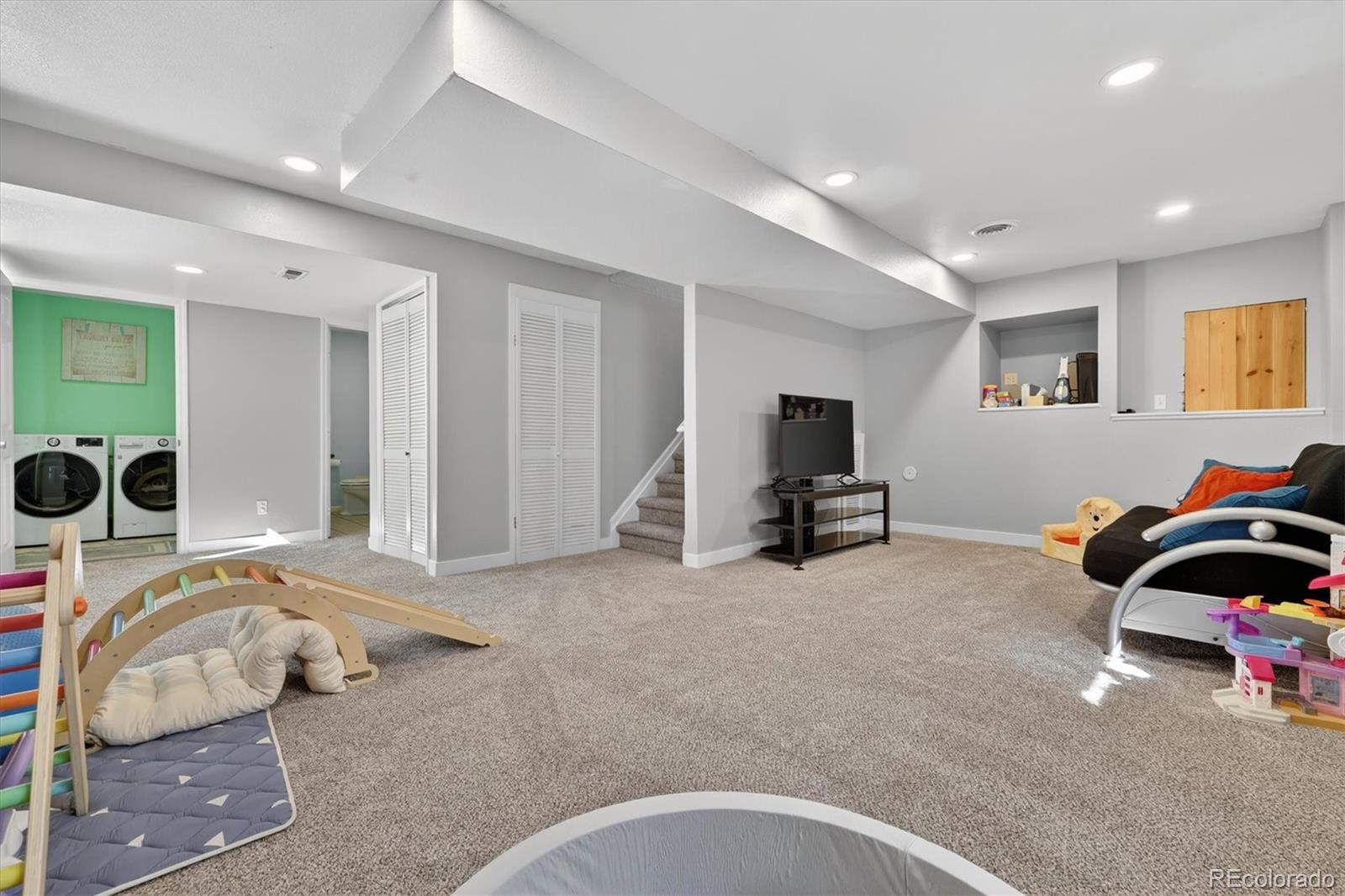 9619 Newcastle Drive Highlands Ranch, CO 80130 - Photo 38 of 49