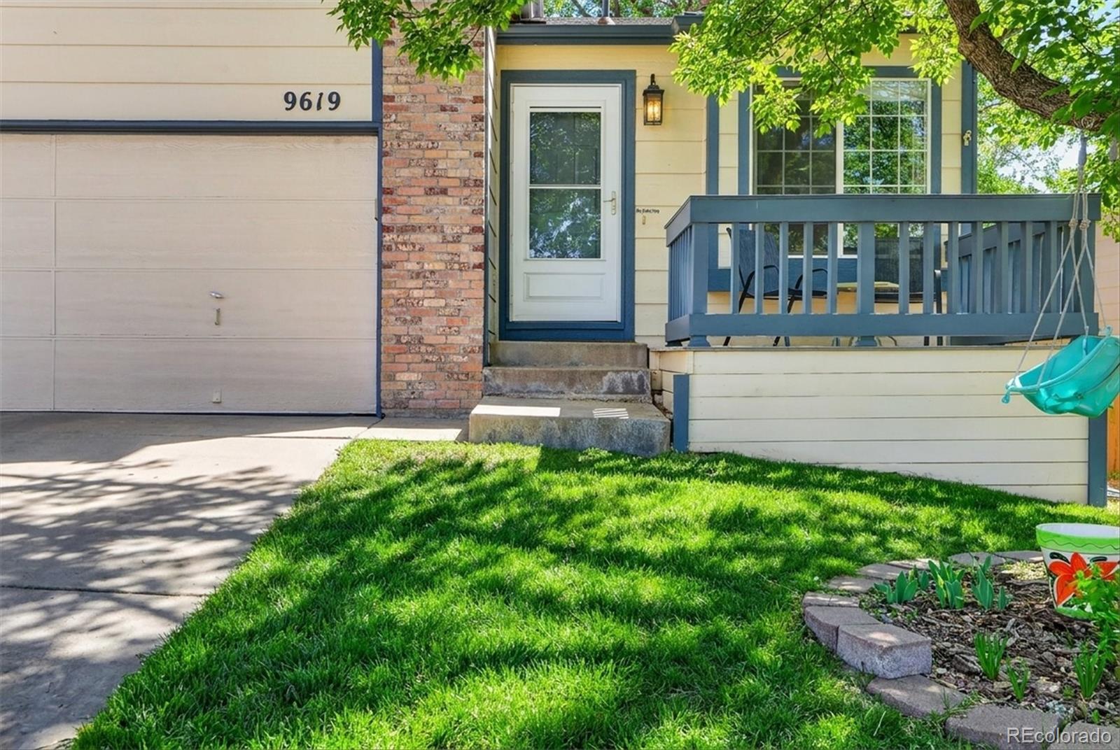 9619 Newcastle Drive Highlands Ranch, CO 80130 - Photo 9 of 49
