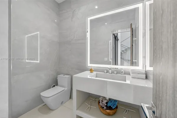 $49,000 | 401 Lido Drive, Unit 401, Fort Lauderdale, FL 33301