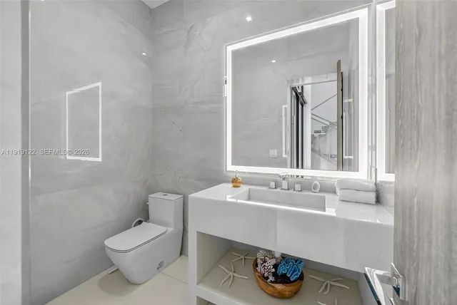 $49,000 | 401 Lido Drive, Unit 401, Fort Lauderdale, FL 33301