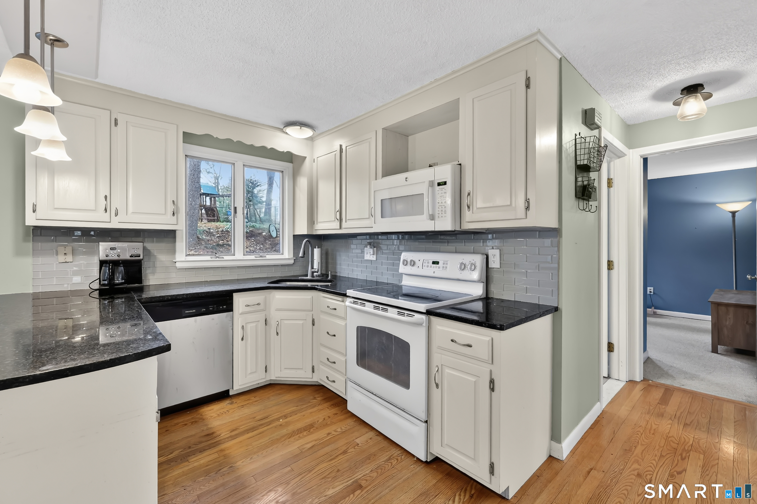 31 Woodduck Farms Road Windsor, CT 06095 - Photo 11 of 40