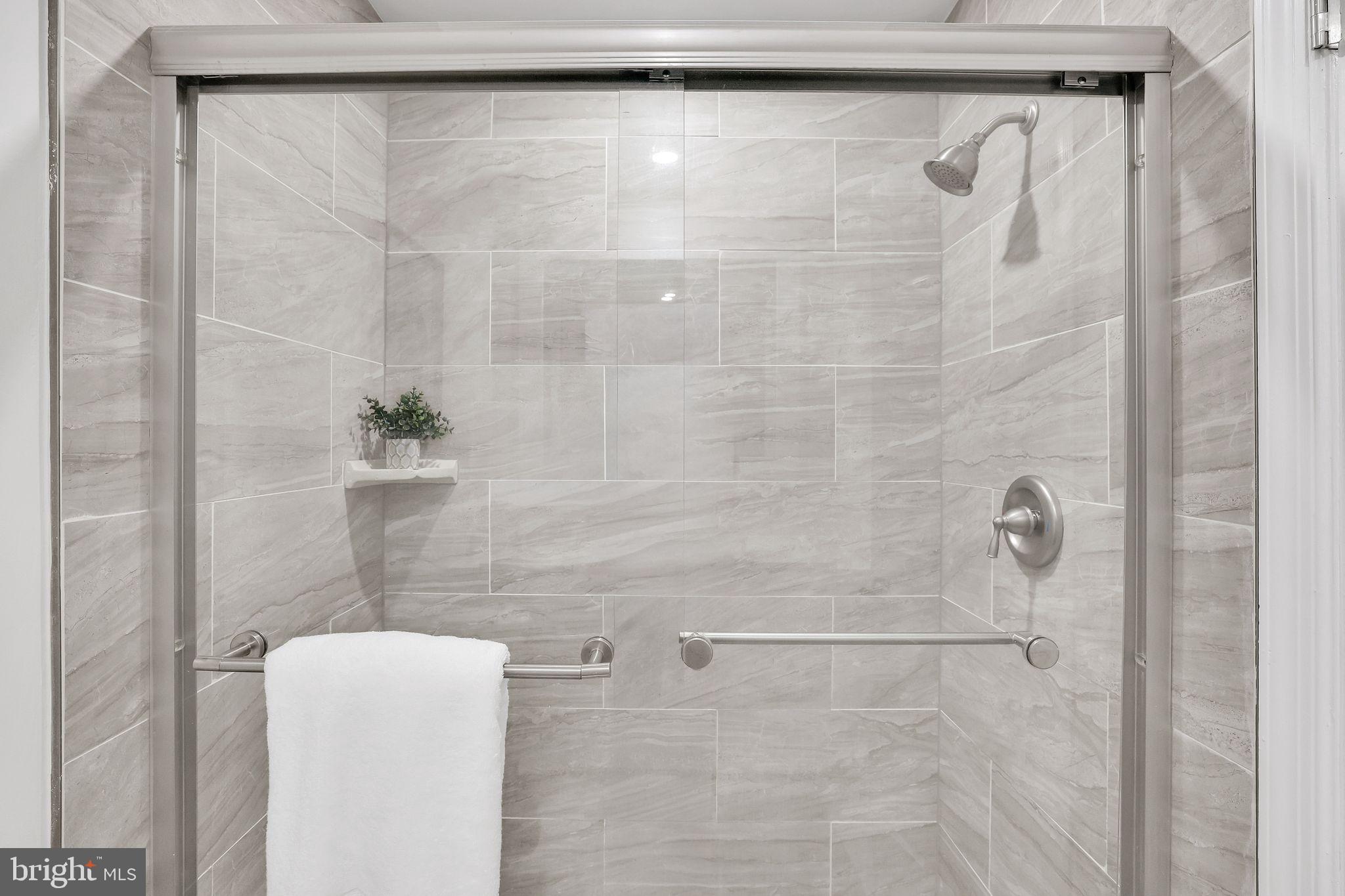 8815 Tuckerman Lane Potomac, MD 20854 - Photo 35 of 69