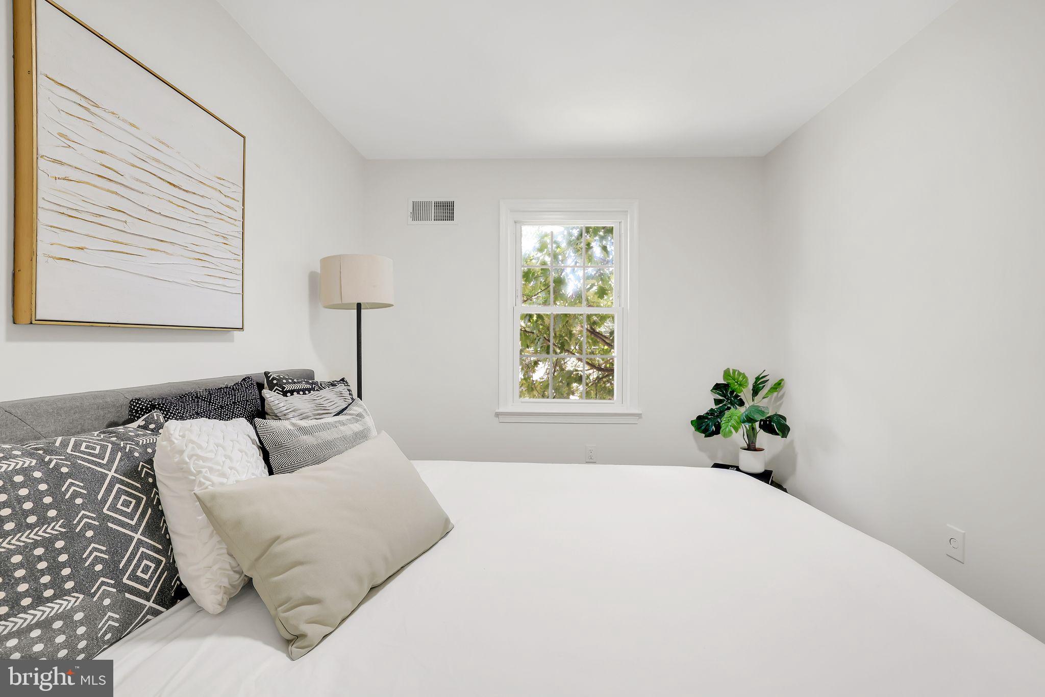 8815 Tuckerman Lane Potomac, MD 20854 - Photo 38 of 69