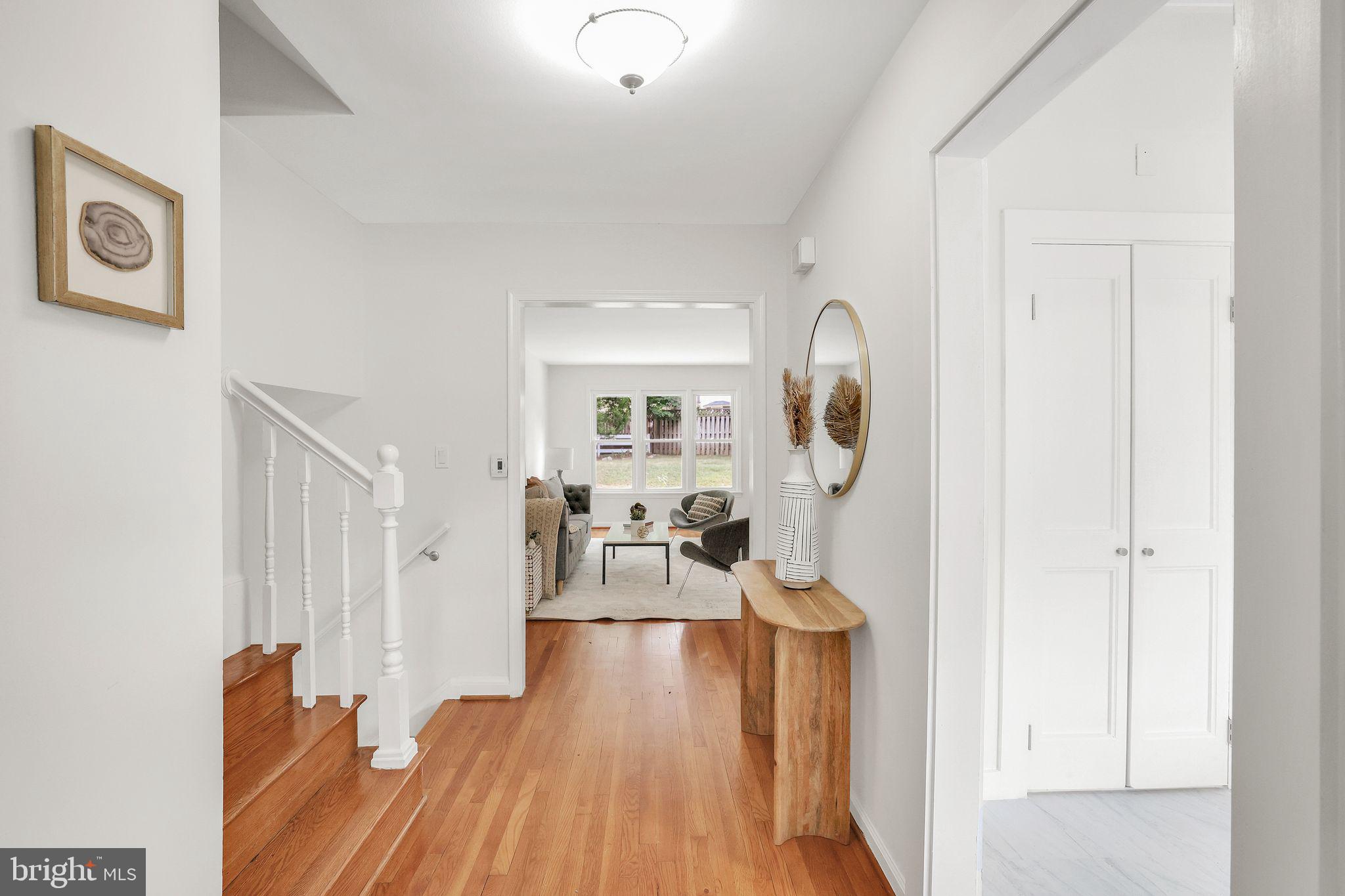 8815 Tuckerman Lane Potomac, MD 20854 - Photo 4 of 69