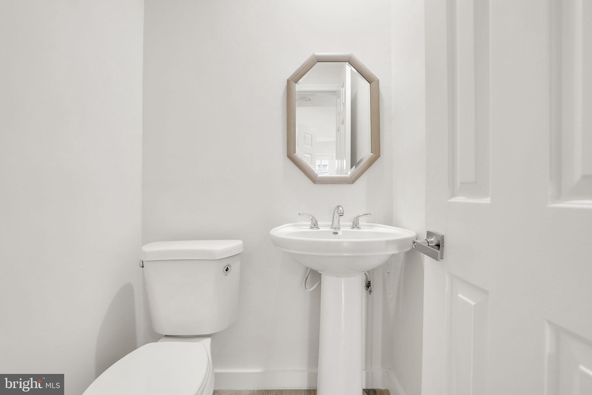 8815 Tuckerman Lane Potomac, MD 20854 - Photo 55 of 69