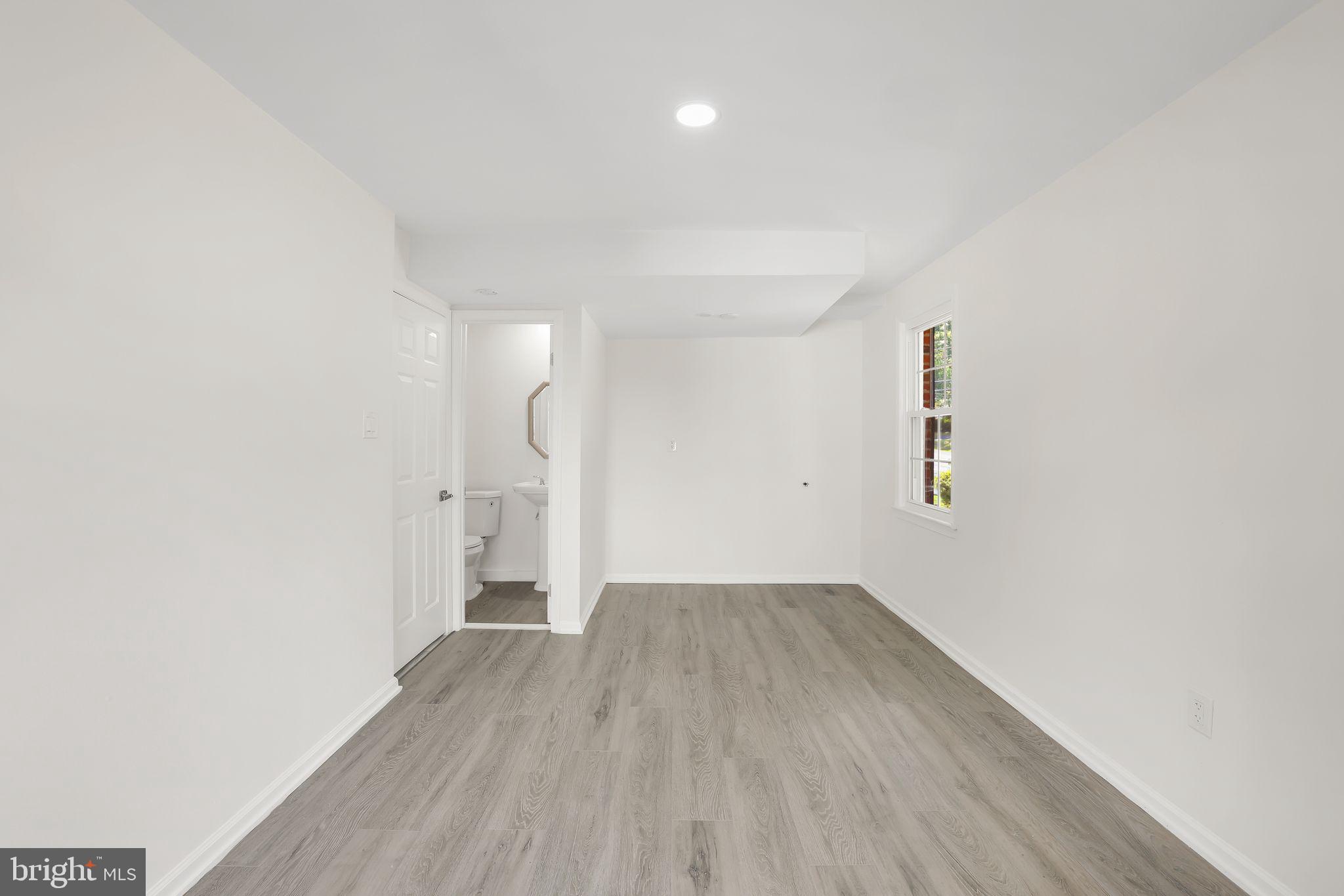 8815 Tuckerman Lane Potomac, MD 20854 - Photo 58 of 69