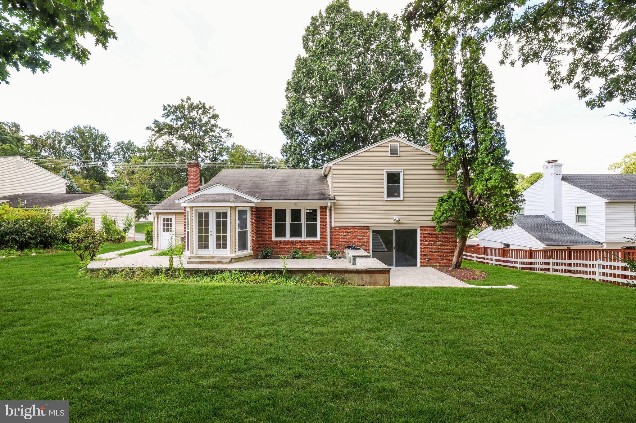 8815 Tuckerman Lane Potomac, MD 20854 - Photo 67 of 69