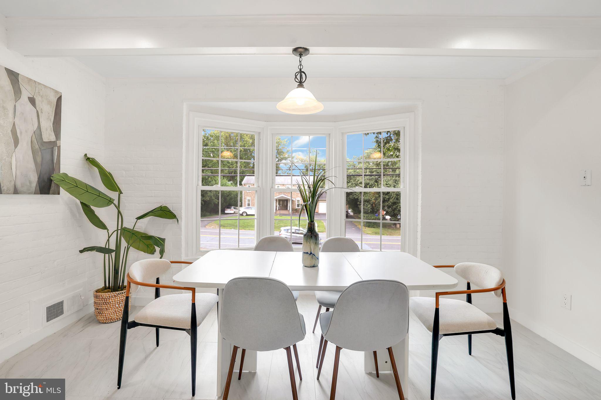 8815 Tuckerman Lane Potomac, MD 20854 - Photo 7 of 69