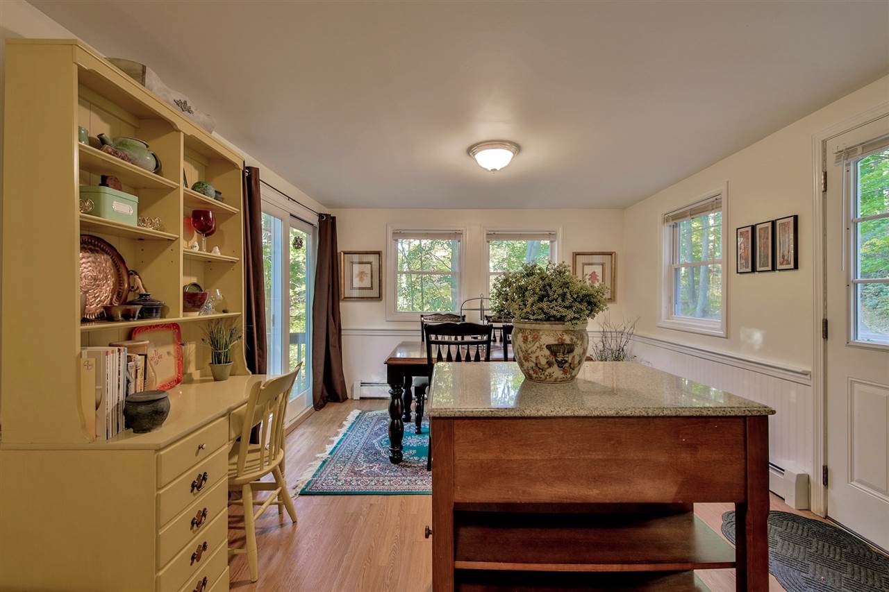 110 Seaverns Bridge Road Merrimack, NH 03054 - Photo 6 of 24
