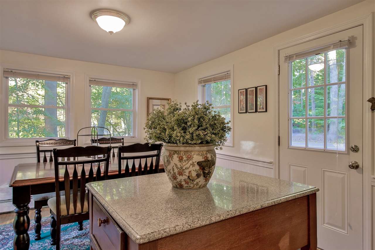 110 Seaverns Bridge Road Merrimack, NH 03054 - Photo 7 of 24