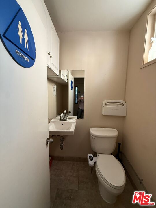 7304 Canby Avenue Reseda, CA 91335 - Photo 35 of 35