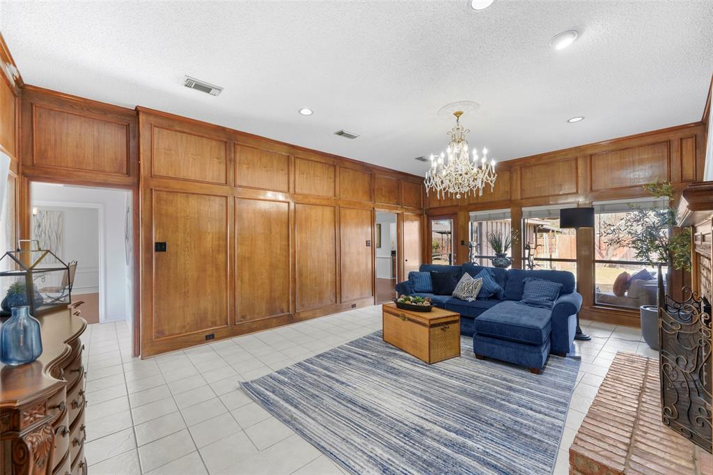 6018 Raleigh Drive Garland, TX 75044 - Photo 13 of 32