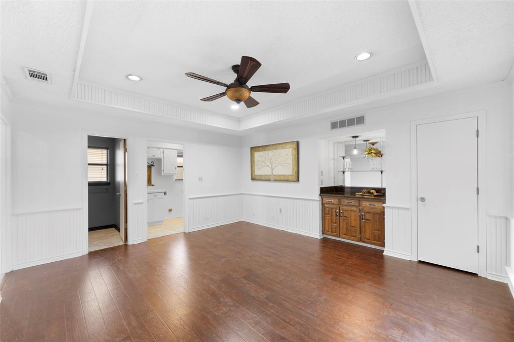 6018 Raleigh Drive Garland, TX 75044 - Photo 15 of 32