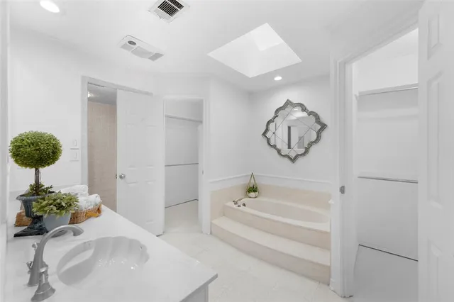 $453,500 | 6018 Raleigh Drive, Garland, TX 75044