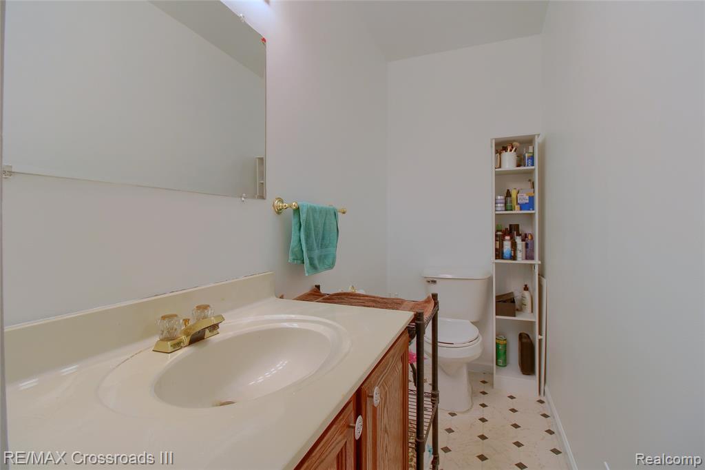 2457 Grove Road Ypsilanti, MI 48198 - Photo 15 of 31 Gallery Image 15