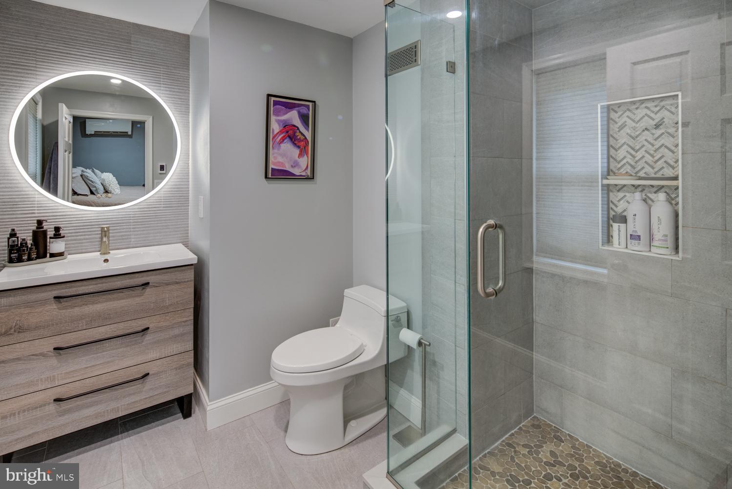 2012 Silverside Road Wilmington, DE 19803 - Photo 14 of 28 Master Bathroom