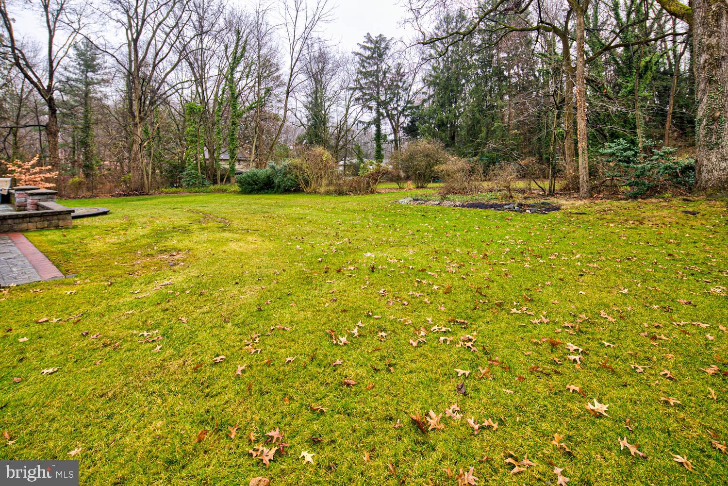 2012 Silverside Road Wilmington, DE 19803 - Photo 27 of 28 Large yard almost 1/2 acre