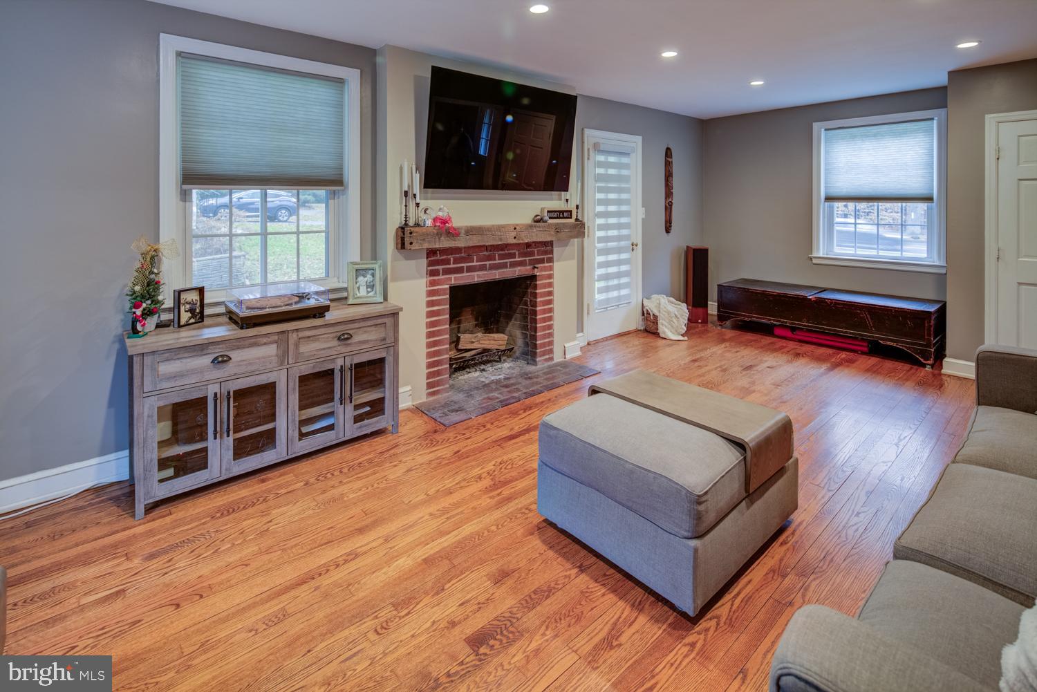 2012 Silverside Road Wilmington, DE 19803 - Photo 8 of 28 Living room with wood burning fireplace
