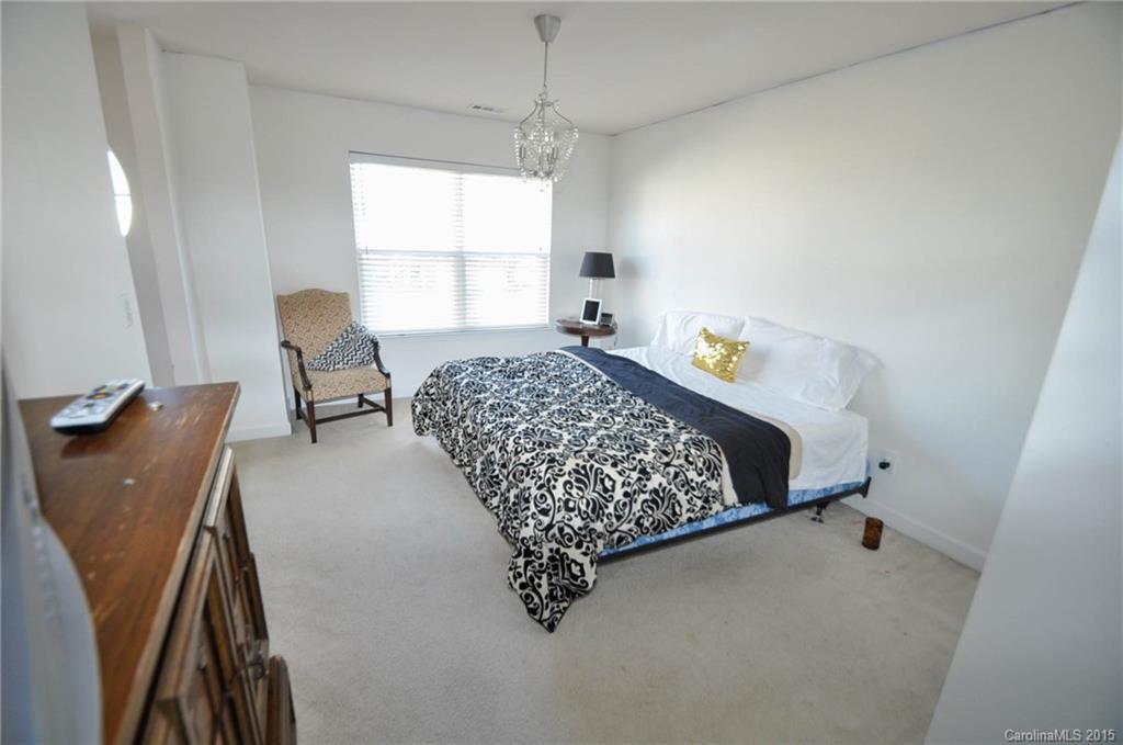 2742 Avalon Loop Road, Unit 12 Charlotte, NC 28269 - Photo 11 of 17 Gallery Image 11
