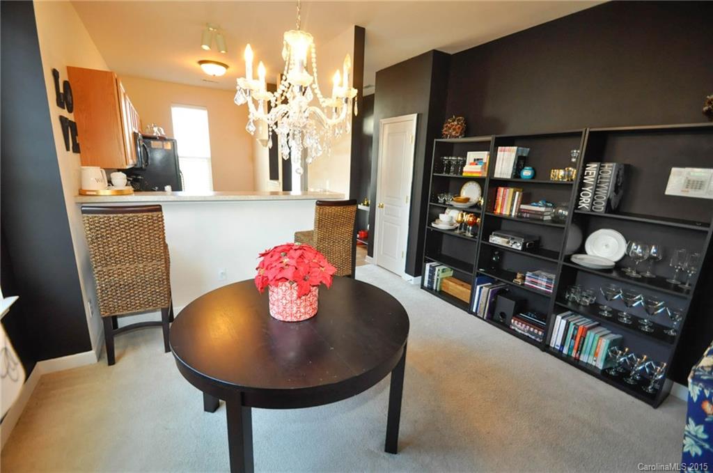 2742 Avalon Loop Road, Unit 12 Charlotte, NC 28269 - Photo 6 of 17 Gallery Image 6