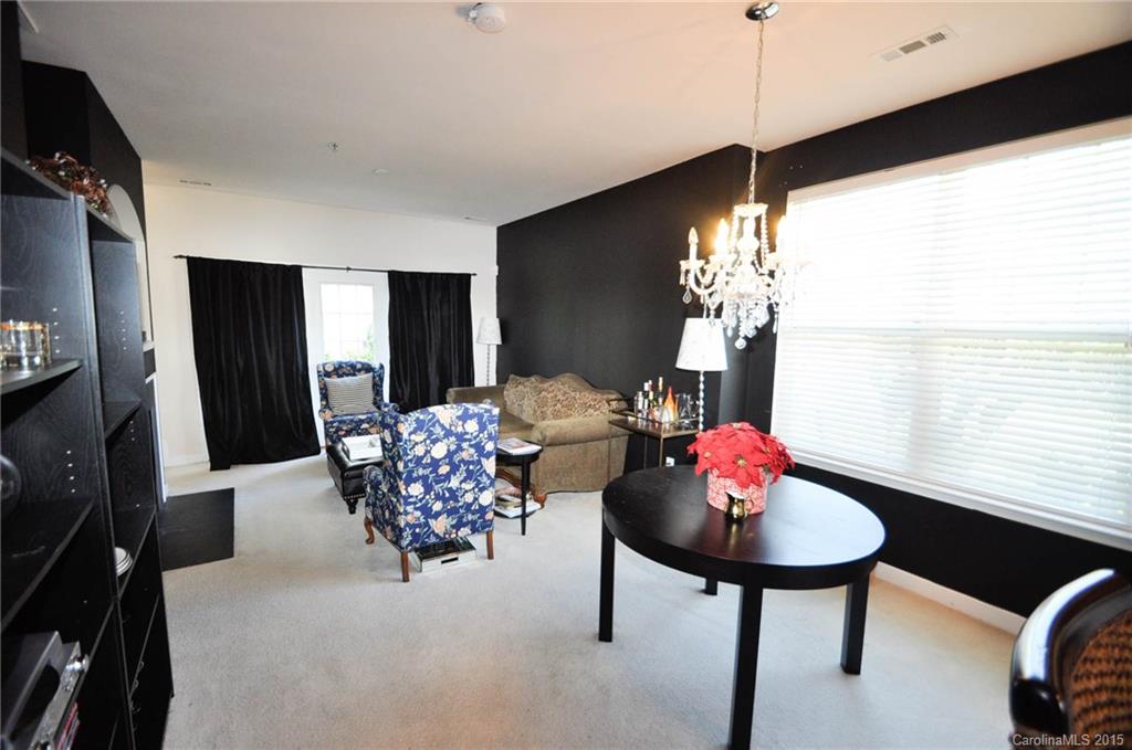 2742 Avalon Loop Road, Unit 12 Charlotte, NC 28269 - Photo 7 of 17 Gallery Image 7