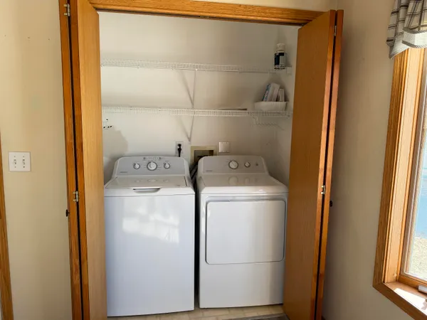 $181,500 | 714 Seminole Drive, Freeport, IL 61032