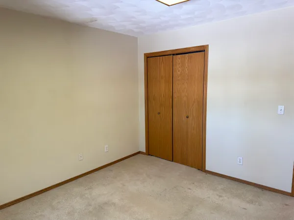 $181,500 | 714 Seminole Drive, Freeport, IL 61032