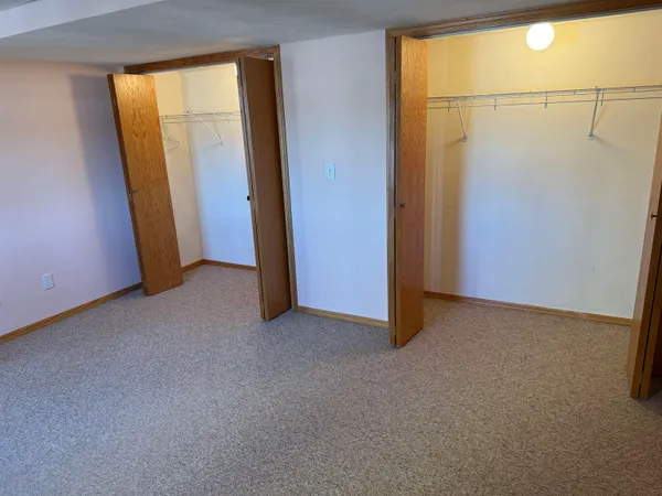 $181,500 | 714 Seminole Drive, Freeport, IL 61032