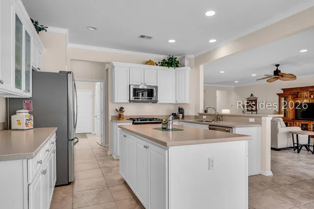 $597,000 | 25 Concession Oak Drive, Bluffton, SC 29909