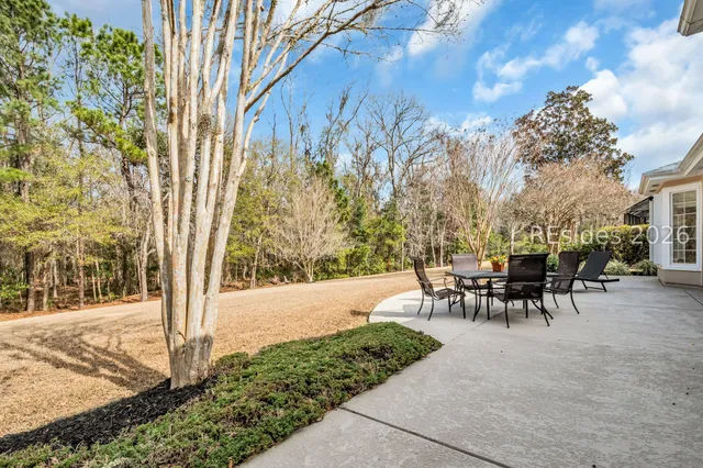$597,000 | 25 Concession Oak Drive, Bluffton, SC 29909