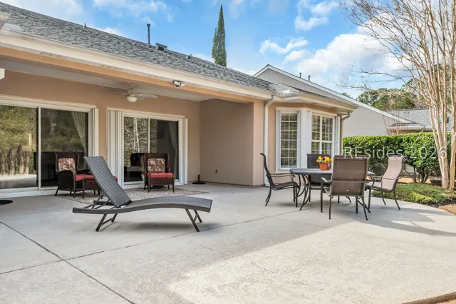 $597,000 | 25 Concession Oak Drive, Bluffton, SC 29909