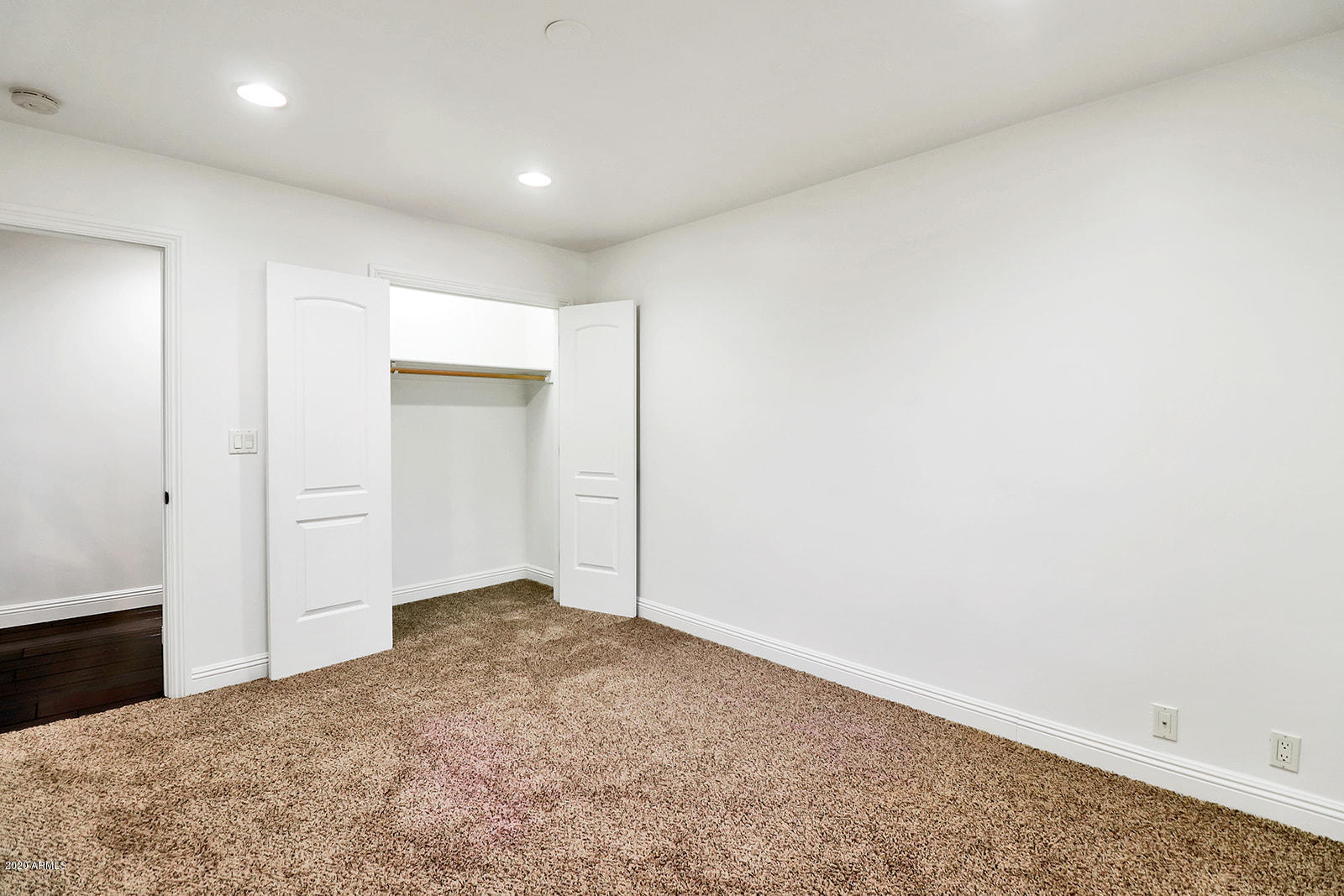 5002 East Earll Drive Phoenix, AZ 85018 - Photo 22 of 52 23