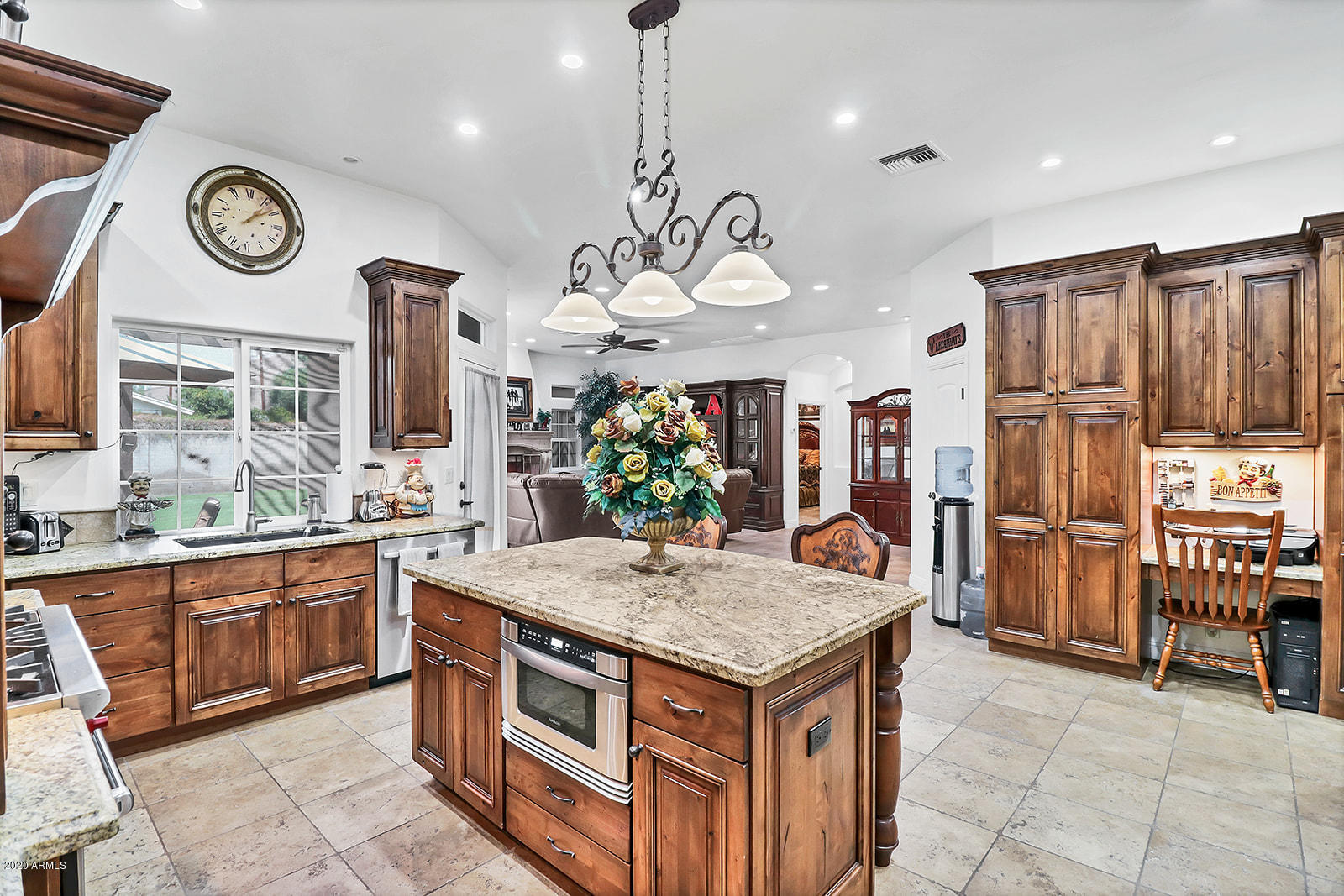 5002 East Earll Drive Phoenix, AZ 85018 - Photo 33 of 52 34