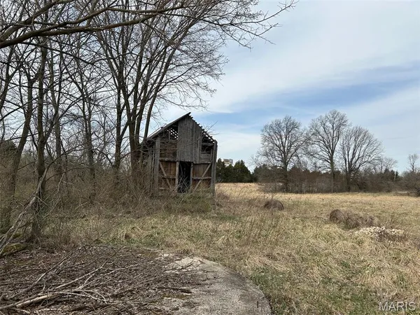 $1,750,000 | 19.78 West Booneslick Road, Jonesburg, MO 63351