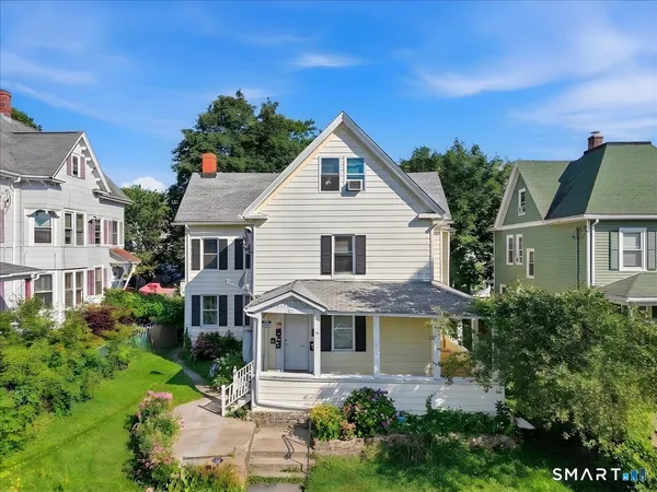 $525,000 | 837 Bank Street, New London, CT 06320