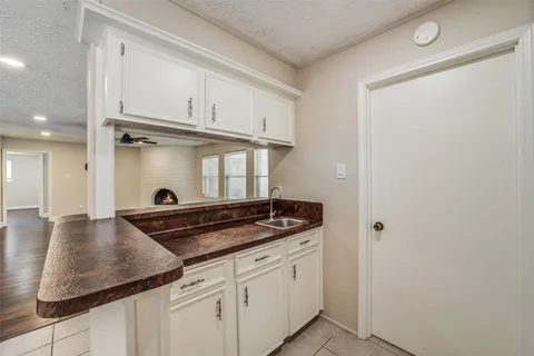 $285,000 | 806 Park Meadow Drive, Katy, TX 77450