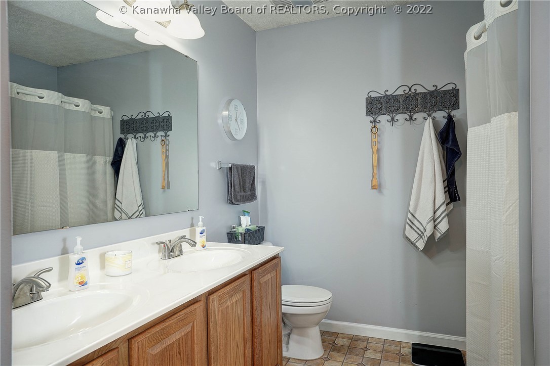 821 South Ruffner Road Charleston, WV 25314 - Photo 21 of 27 Gallery Image 21