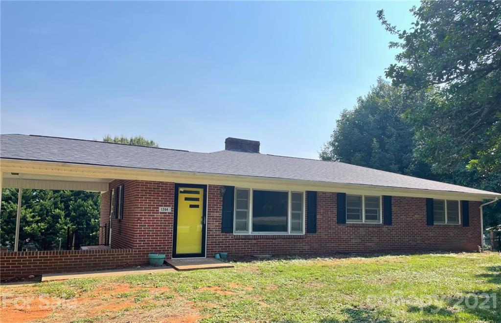1284 Amherst Road Morganton, NC 28655 - Photo 1 of 11 Gallery Image 1
