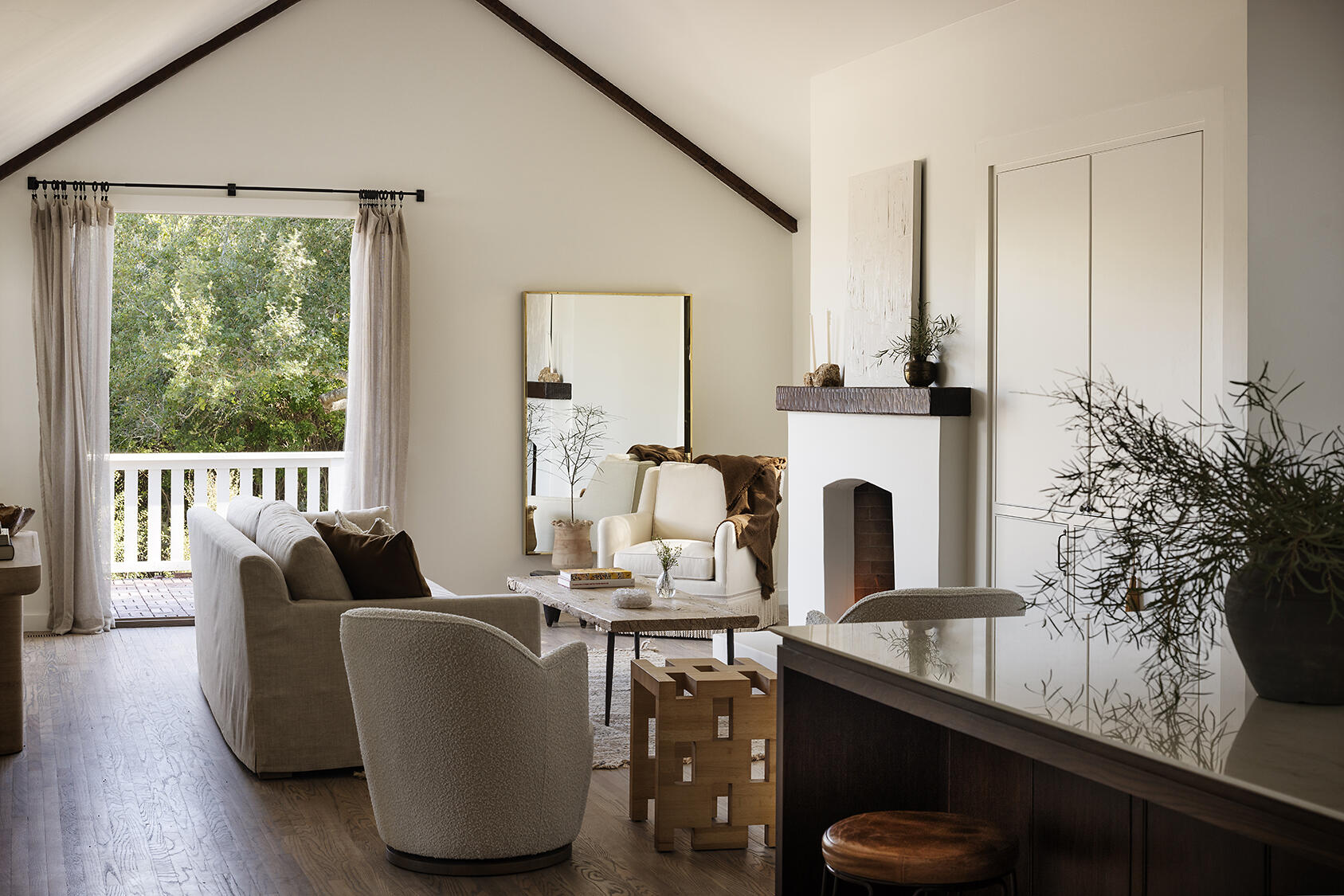 710 Monte Drive Santa Barbara, CA 93110 - Photo 14 of 52 004