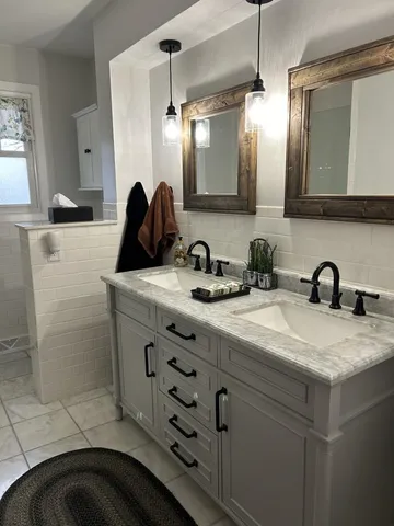 $799,999 | 8151 North Stone Farm Road, Edgerton, WI 53534