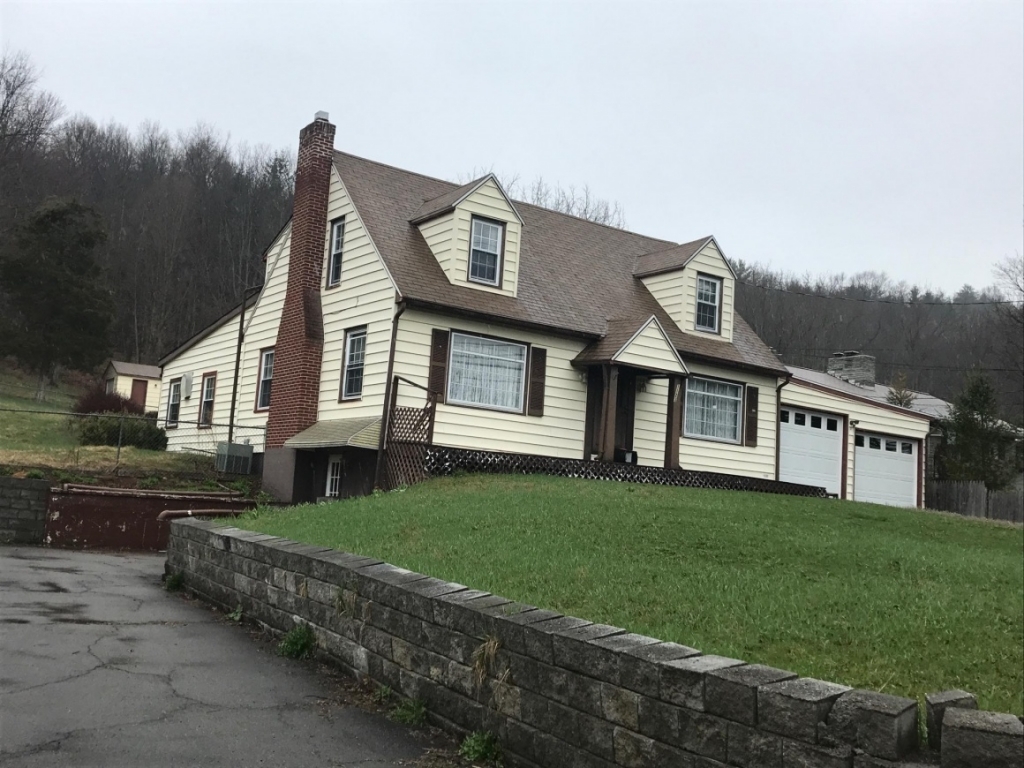 1123 River Road Binghamton, NY 13901 - Photo 2 of 18 Gallery Image 2