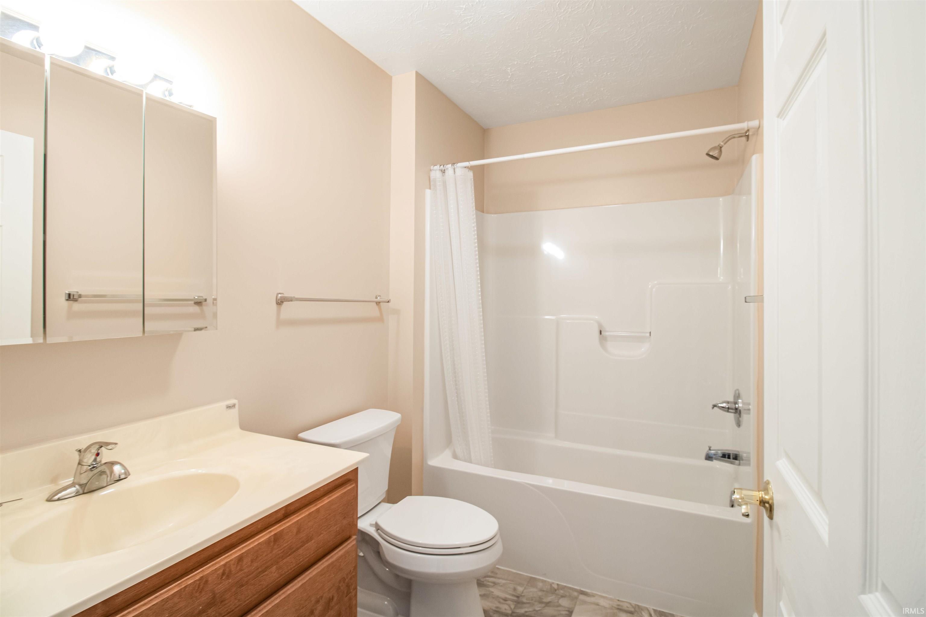 122 Sunset Drive Winchester, IN 47394 - Photo 12 of 21