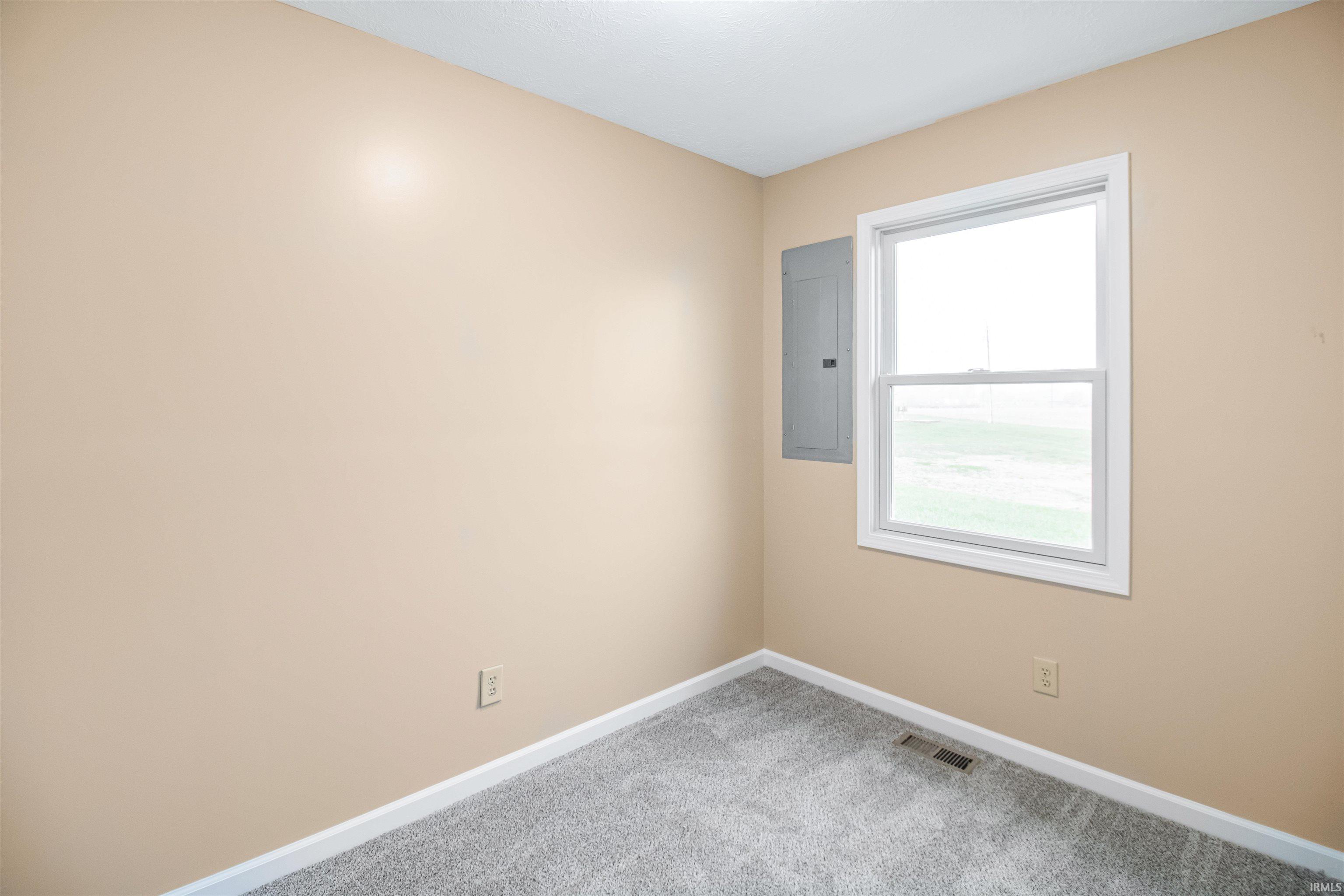 122 Sunset Drive Winchester, IN 47394 - Photo 14 of 21