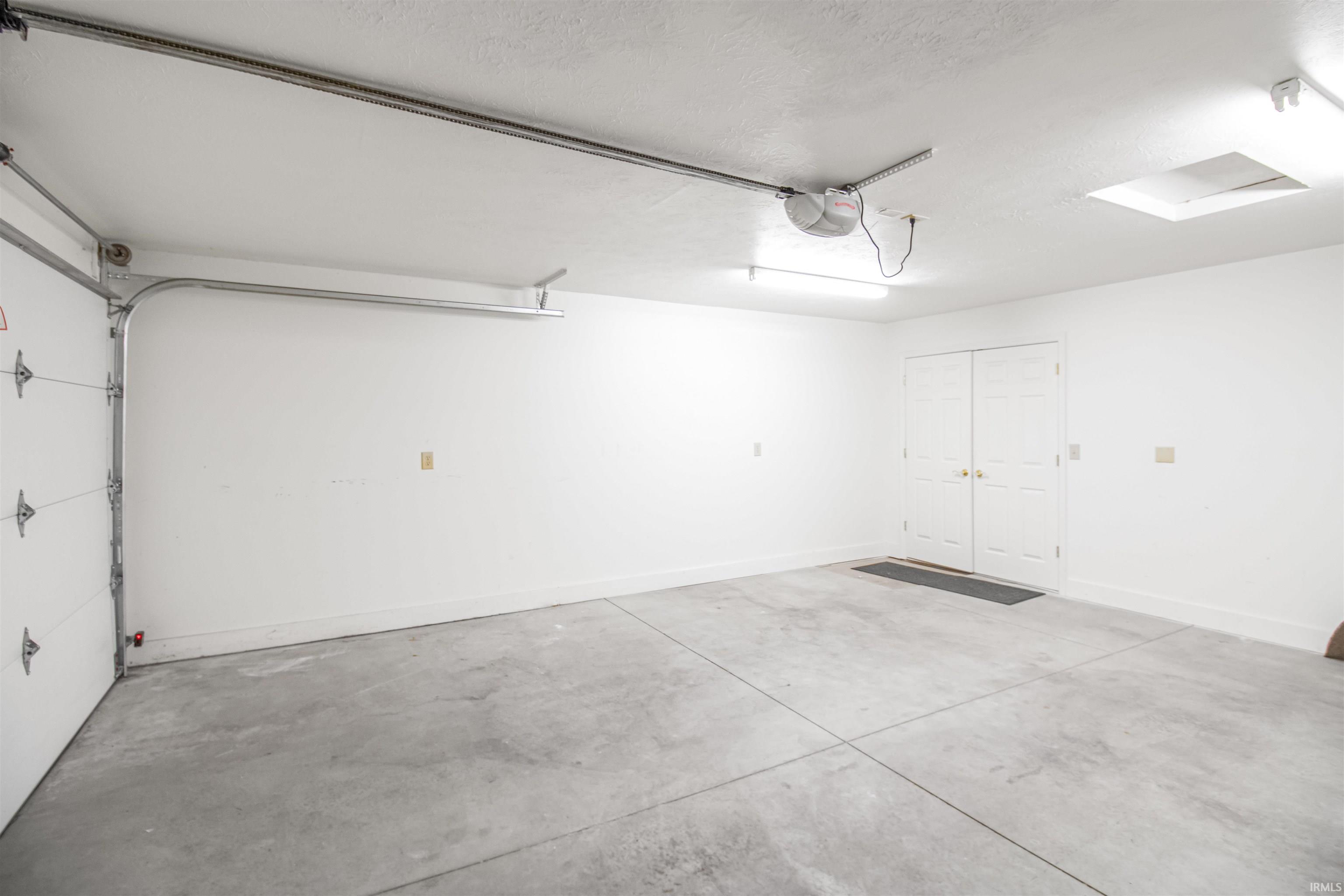 122 Sunset Drive Winchester, IN 47394 - Photo 5 of 21