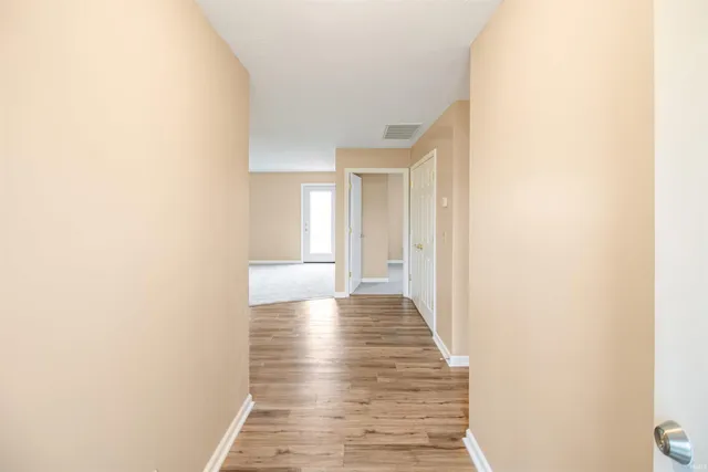 $184,900 | 122 Sunset Drive, Winchester, IN 47394