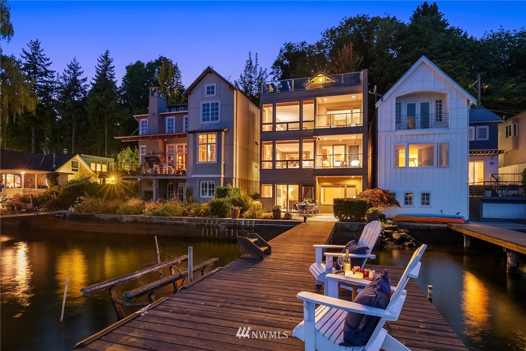12026 Riviera Place Northeast Seattle, WA 98125 - Photo 1 of 40 Gallery Image 1