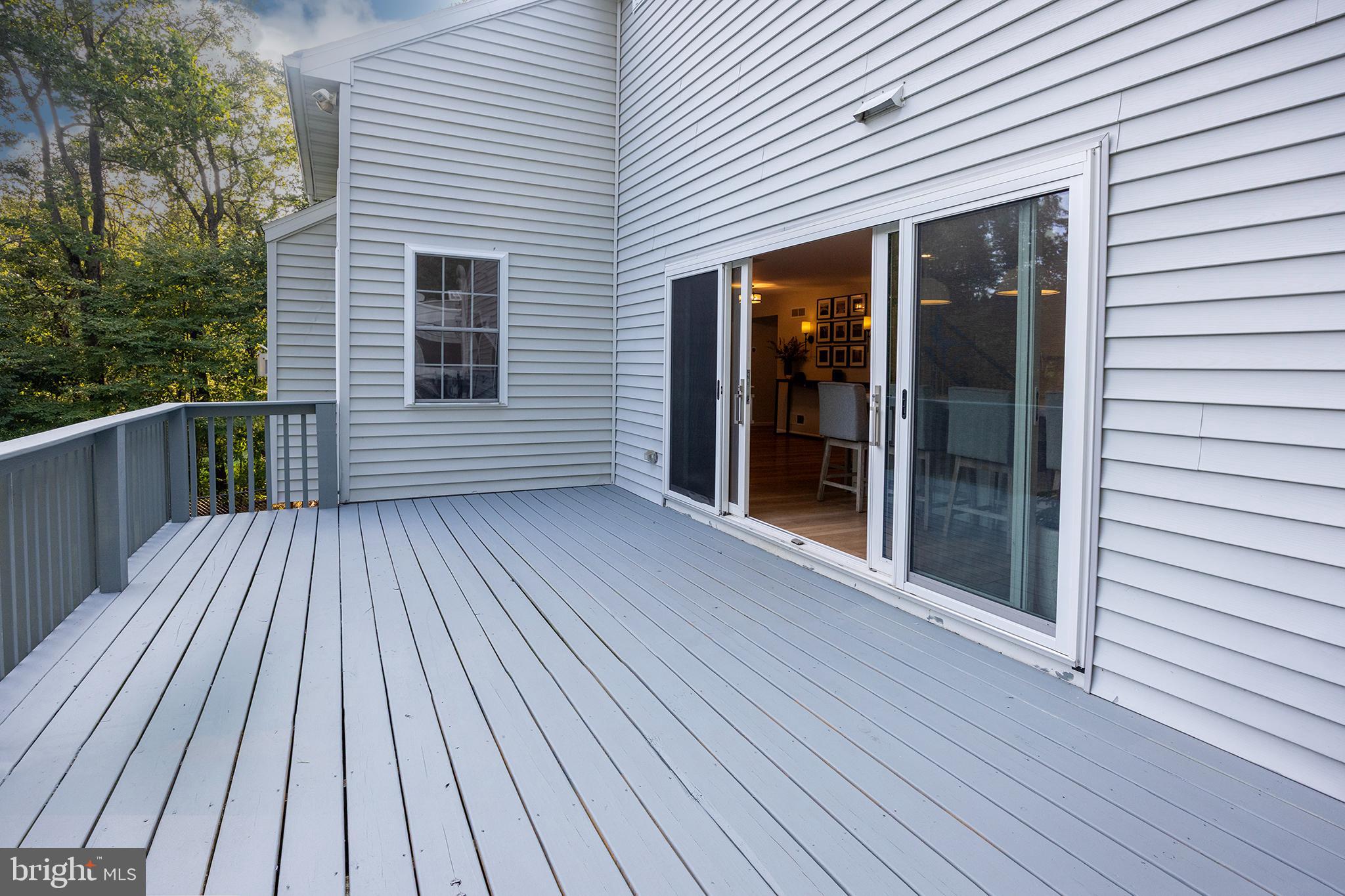 102 Overlook Road Morgantown, PA 19543 - Photo 25 of 47 Deck